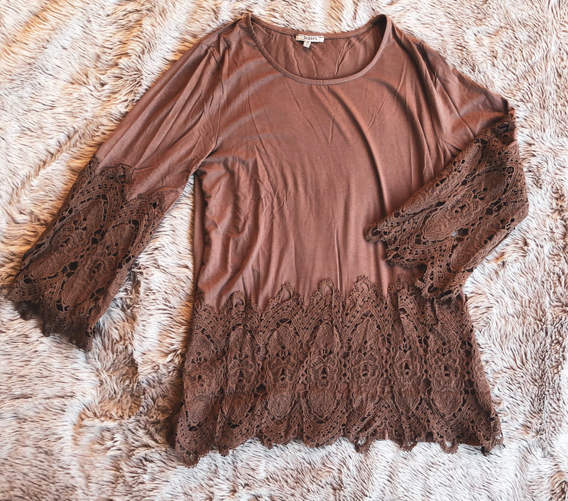 Mocha laced top